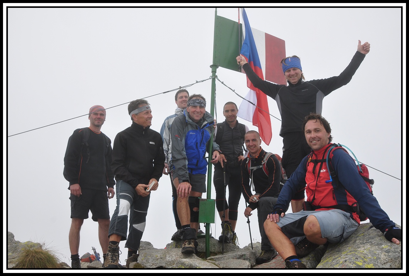Tomáš-Fána-Jindra-Láďa-Jirka-Jirka-Karlos-Leoš-Jirka Malec fotí